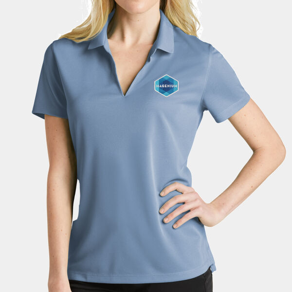 Women's Nike Polo Thumbnail